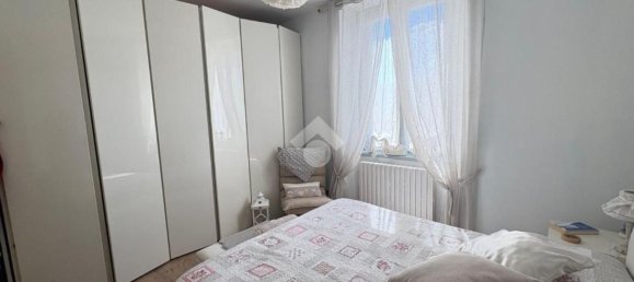 Apartamento de 3 dormitorios en Calolziocorte, Italy No. 365497 12