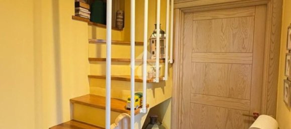 Apartamento de 3 dormitorios en Calolziocorte, Italy No. 365497 16