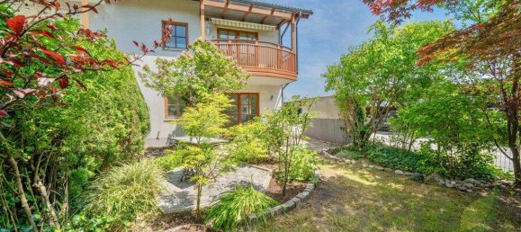 Квартира с 2 комнатами в Вальс-Зиценхайм, Австрия № 143941 3