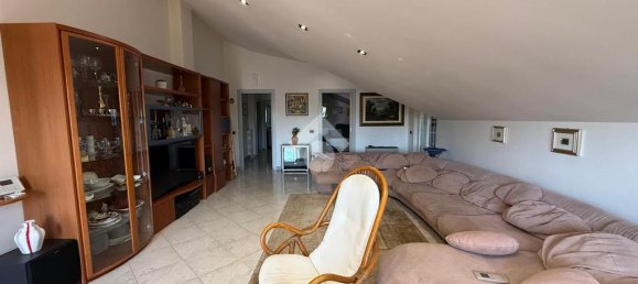 5 bedrooms Villa in Altamura, Italy No. 263998 6