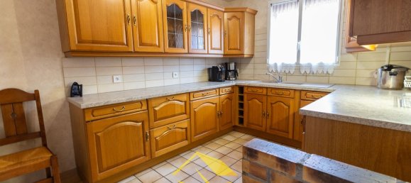 Casa de 3 dormitorios en Vaureal, France No. 178926 7