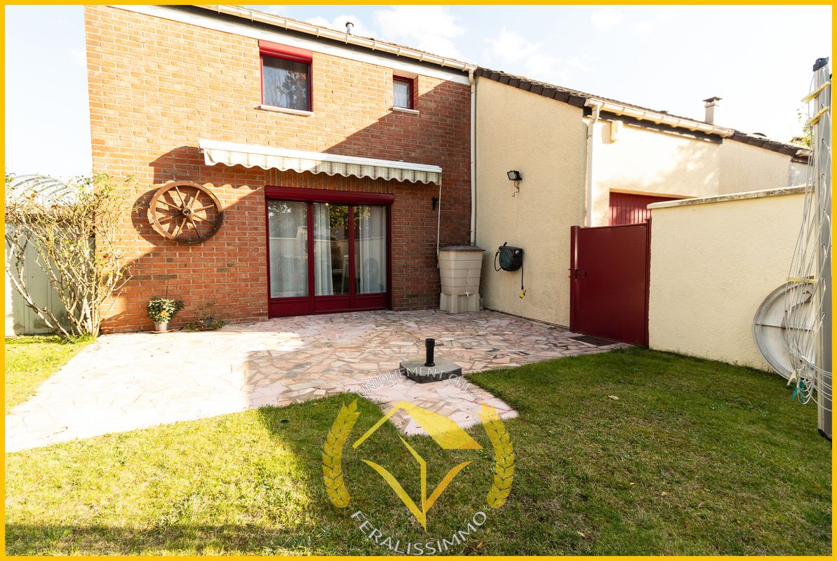 Casa de 3 dormitorios en Vaureal, France No. 178926