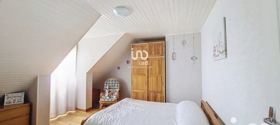 Casa de 5 dormitorios en Josnes, France No. 64005 11