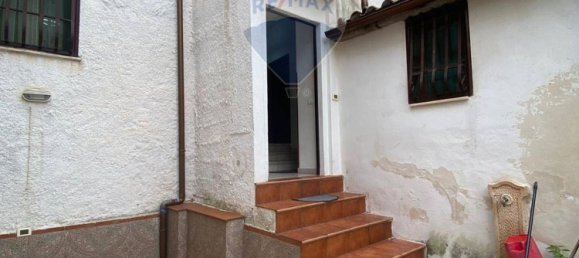 4 bedrooms House in Formia, Italy No. 338909 2