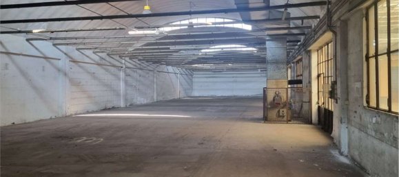 Entrepôt à Limbiate, Italy 4700m² No. 359788 23