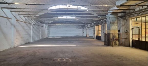 Entrepôt à Limbiate, Italy 4700m² No. 359788 18