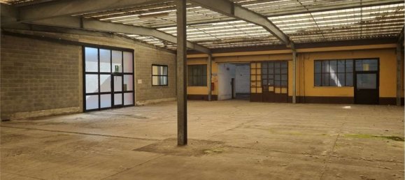 Entrepôt à Limbiate, Italy 4700m² No. 359788 28