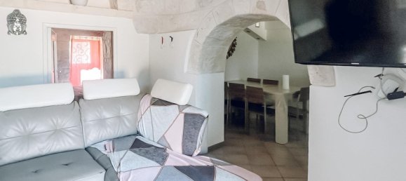 5 bedrooms Villa in Ostuni, Italy No. 66410 13