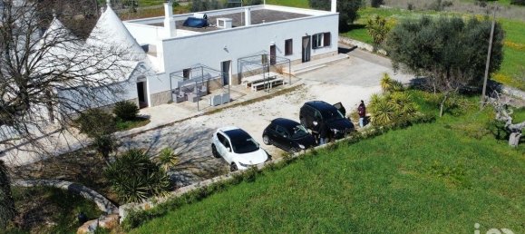 5 bedrooms Villa in Ostuni, Italy No. 66410 3