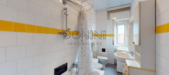 Apartamento de 3 habitaciónes en Tradate, Italy No. 223485 26