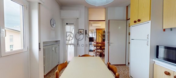 Apartamento de 3 habitaciónes en Tradate, Italy No. 223485 8