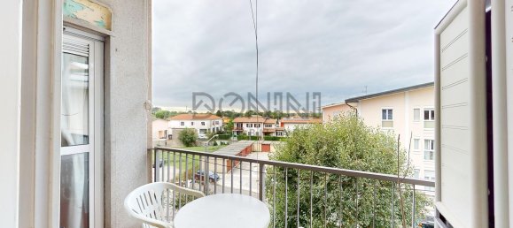 Apartamento de 3 habitaciónes en Tradate, Italy No. 223485 2