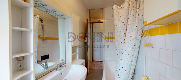 Apartamento de 3 habitaciónes en Tradate, Italy No. 223485 28