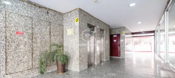 Propiedad comercial en Vila Nova de Gaia, Portugal 210 m² No. 59421 6