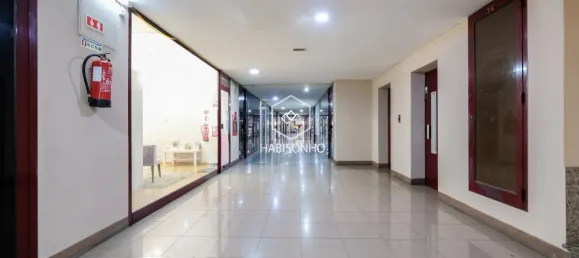 Propiedad comercial en Vila Nova de Gaia, Portugal 210 m² No. 59421 10