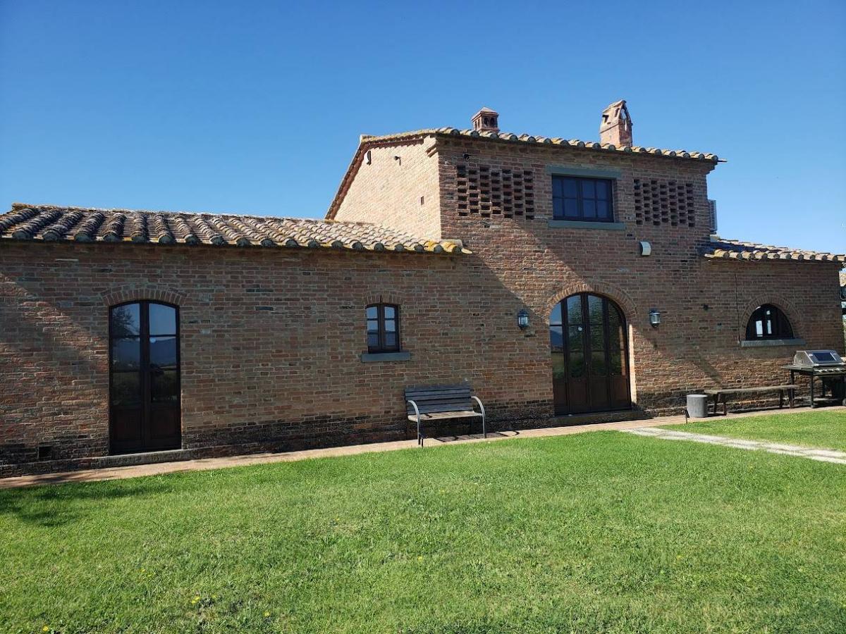 Casa de 4 dormitorios en Cortona, Italy No. 910