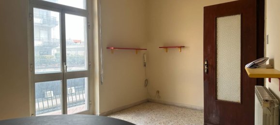 3-Zimmer Wohnung in Casoria, Italy, Nr. 32875 14