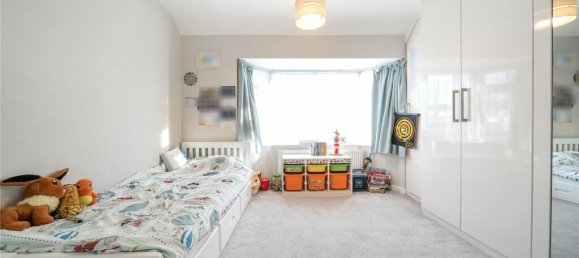 3 bedrooms House in Wembley, United Kingdom No. 12189 13