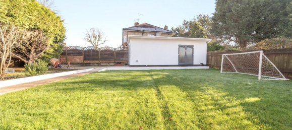 3 bedrooms House in Wembley, United Kingdom No. 12189 8