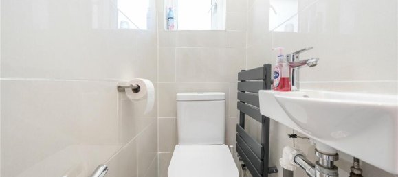 3 bedrooms House in Wembley, United Kingdom No. 12189 17