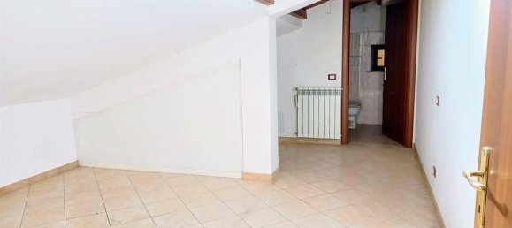 3 rooms Apartment in Rome, Italy No. 17739 47
