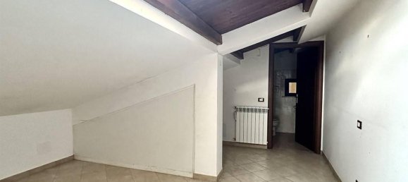 3 rooms Apartment in Rome, Italy No. 17739 24