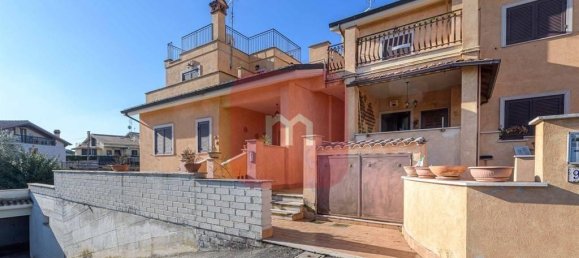 3 rooms Apartment in Rome, Italy No. 17739 33