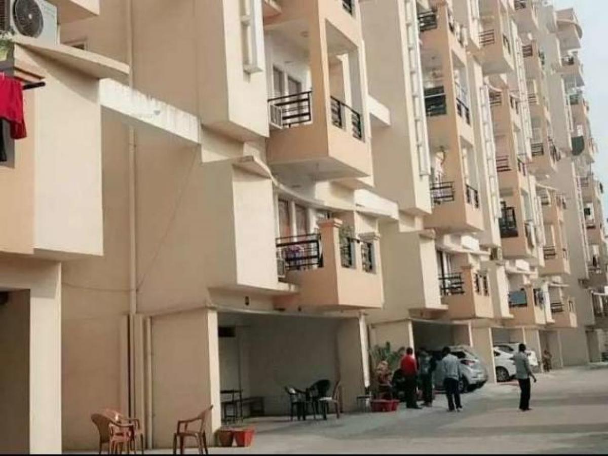 Casa T3 em Lucknow, India N.º 18630