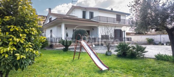 5 bedrooms Villa in Rome, Italy No. 62293 10