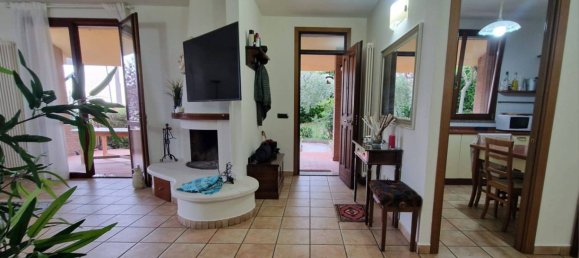 3 bedrooms Villa in Gemmano, Italy No. 342272 2