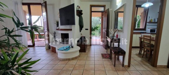3 bedrooms Villa in Gemmano, Italy No. 342272 3