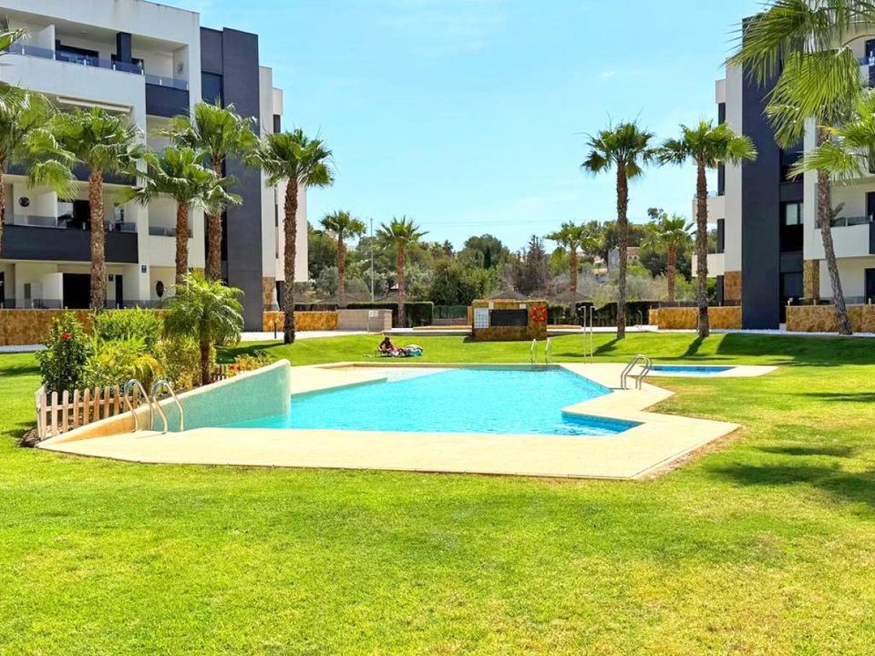 Пентхаус с 2 спальнями в Аликанте, Испания № 177289