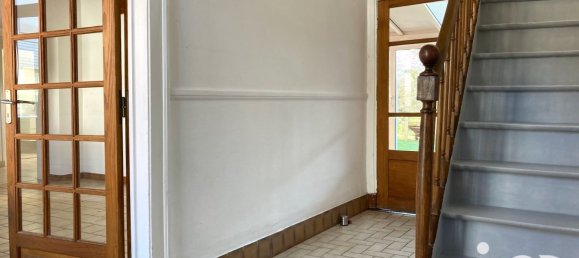 4 bedrooms House in Willems, France No. 49075 2