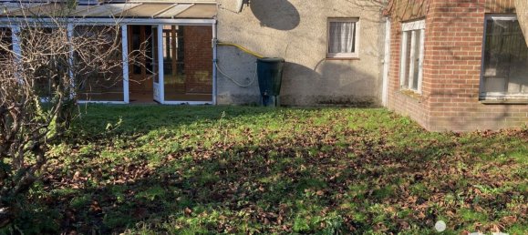 4 bedrooms House in Willems, France No. 49075 10