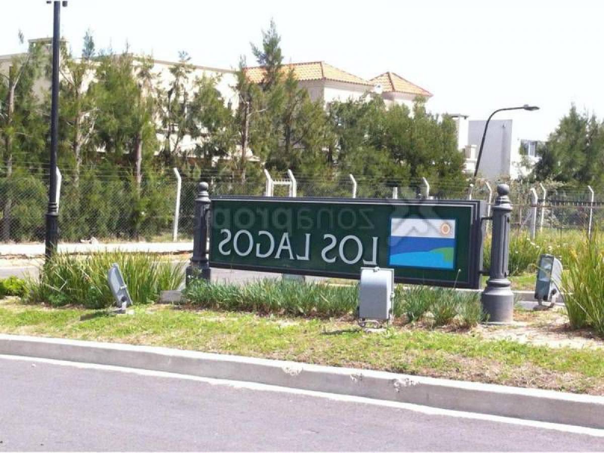  قطعة أرض في Tigre, Argentina رقم 32119