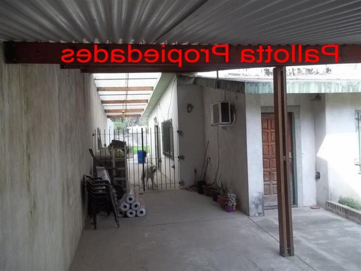 2 bedrooms House in Escobar, Argentina No. 55463