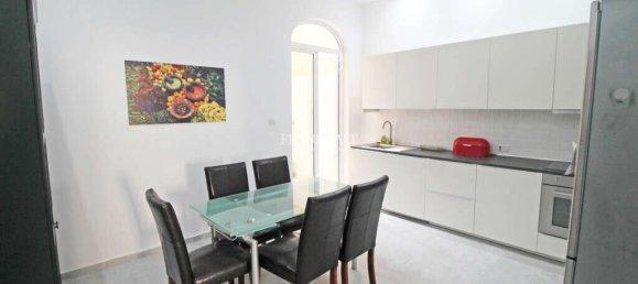 1 bedroom Apartment in Sliema, Malta No. 9309 4