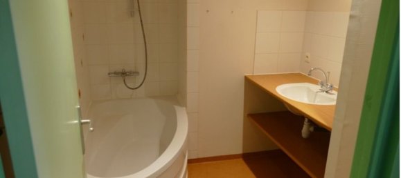 29 bedrooms House in Halluin, France No. 362622 5