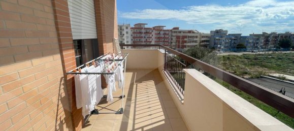 4غرفة شقة في Manfredonia, Italy رقم 24102 23