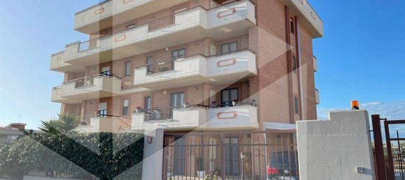 4غرفة شقة في Manfredonia, Italy رقم 24102 3