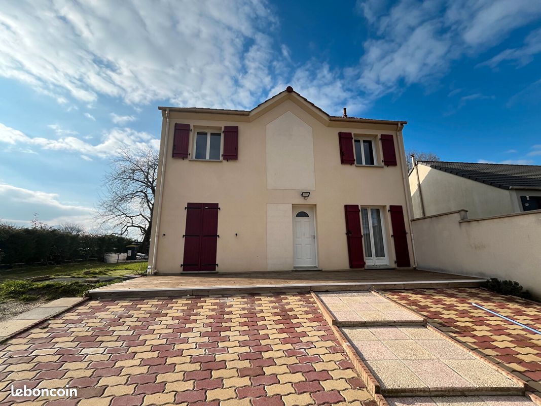 5 bedrooms House in La Ferte-sous-Jouarre, France No. 135637