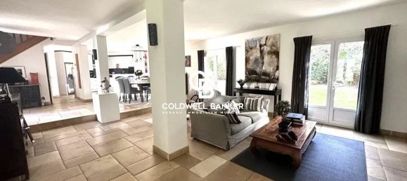 5 bedrooms Castles in Chatou, France No. 117138 6