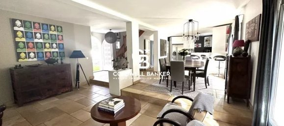 5 bedrooms Castles in Chatou, France No. 117138 9