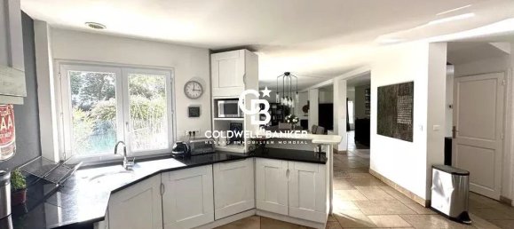 5 bedrooms Castles in Chatou, France No. 117138 13