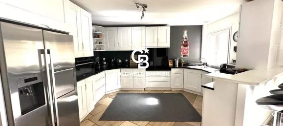 5 bedrooms Castles in Chatou, France No. 117138 11