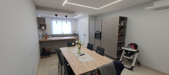 5 Schlafzimmer Haus in Striano, Italy, Nr. 164042 9