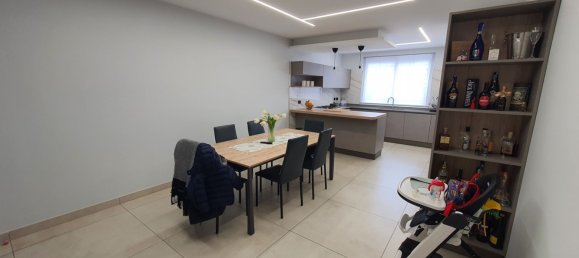 5 Schlafzimmer Haus in Striano, Italy, Nr. 164042 8