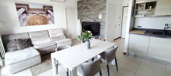 Apartamento de 1 dormitorio en Milan, Italy No. 330763 2