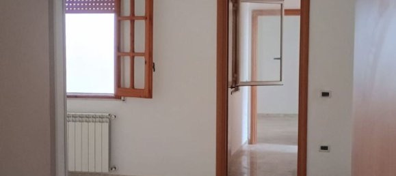 Квартира с 3 спальнями в Сан Джорджо Йонико, Италия № 358400 11