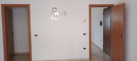 Квартира с 3 спальнями в Сан Джорджо Йонико, Италия № 358400 7